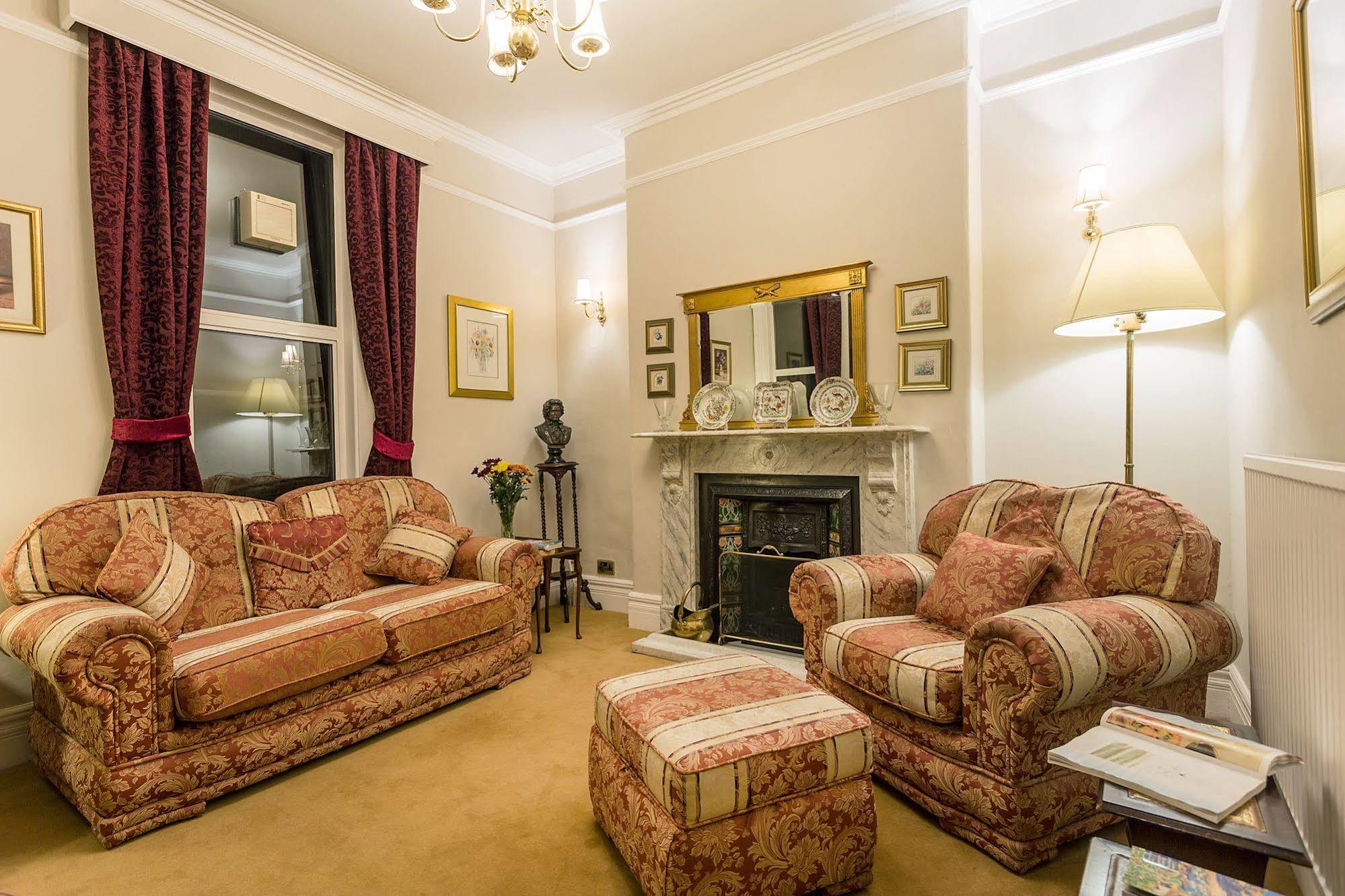 Aquae Sulis Bed & Breakfast 4*